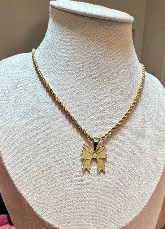 Bow Necklace