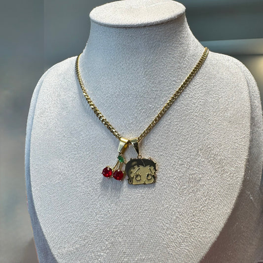 Vintage Muse Pendant Necklace
